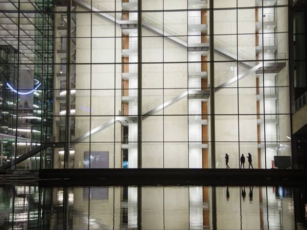 팔꿈치가 아프면 테니스엘보