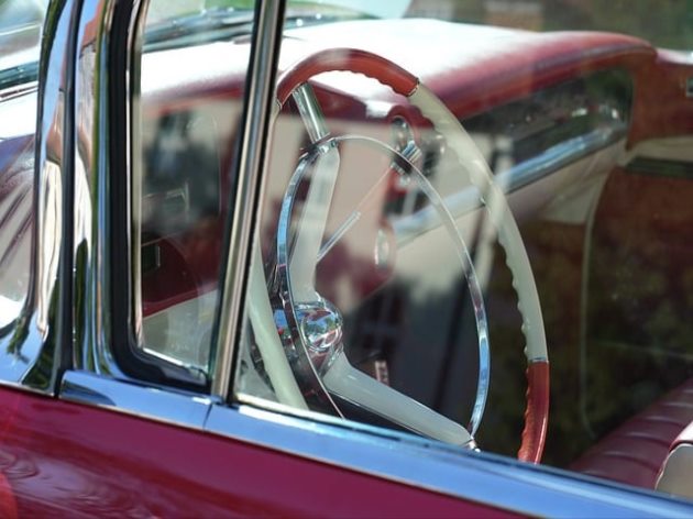 유명 연예인이 사고로 죽는 꿈